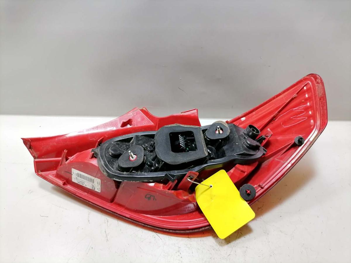 Opel Corsa D original Rücklicht Rückleuchte Schlussleuchte links 3-Türer Bj.2011
